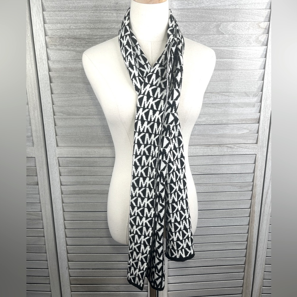 MICHAEL KORS Scarf Black & White MK Pattern-OS
